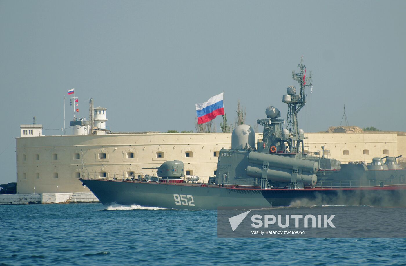 Sevastopol celebrates Russian Navy Day