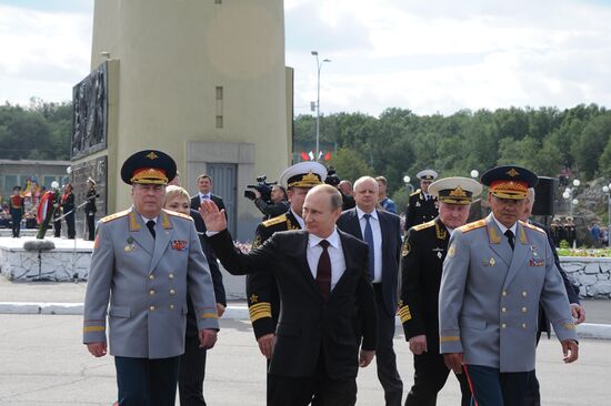 Vladimir Putin visits Severomorsk