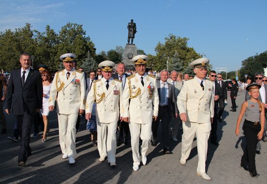 Sevastopol celebrates Russian Navy Day