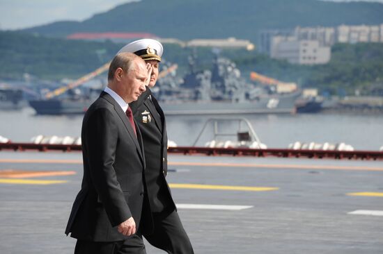 Vladimir Putin visits Severomorsk