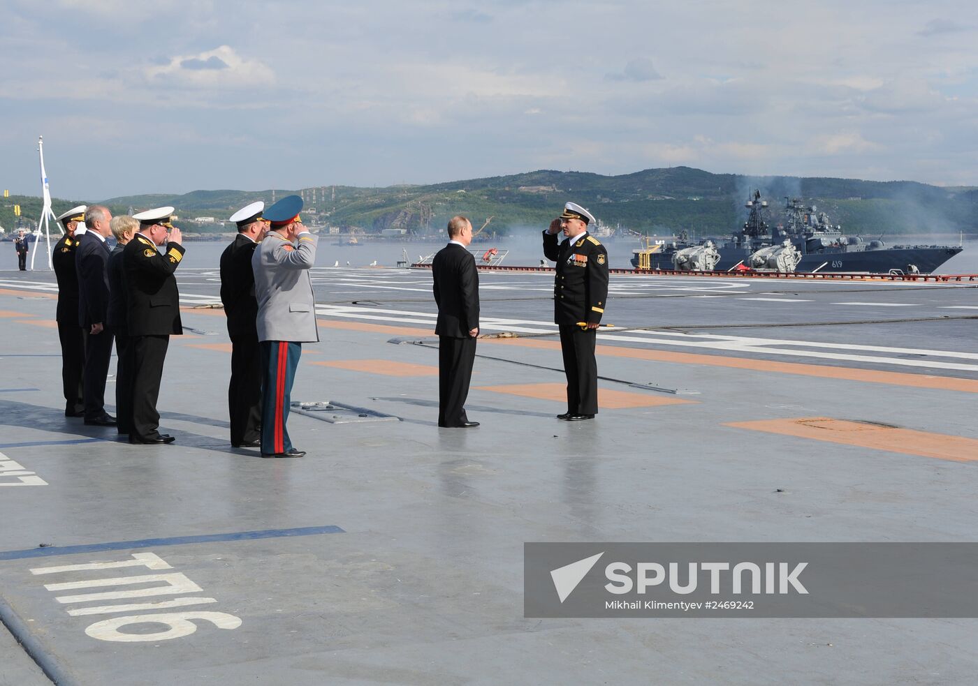 Vladimir Putin visits Severomorsk