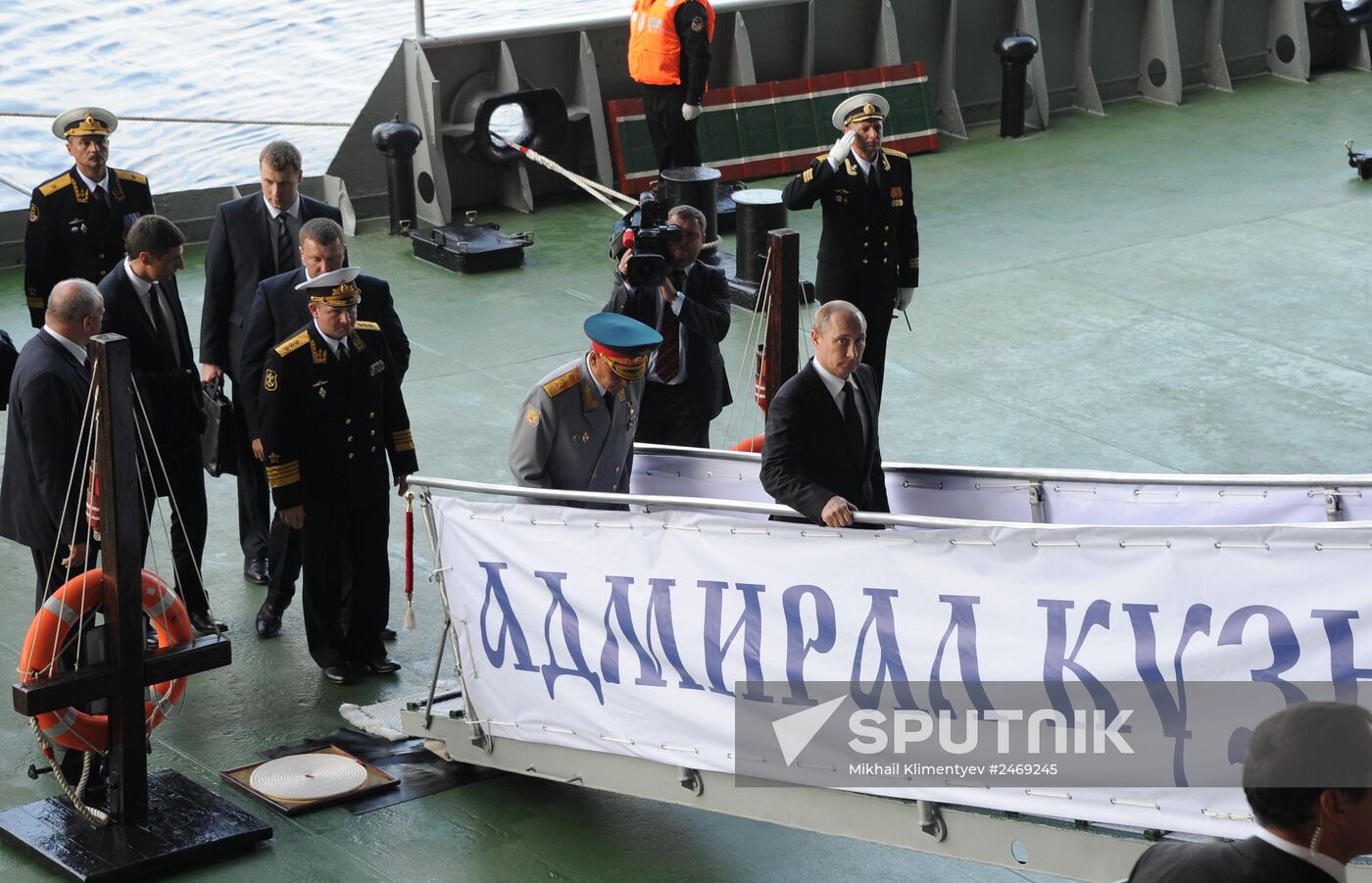 Vladimir Putin visits Severomorsk