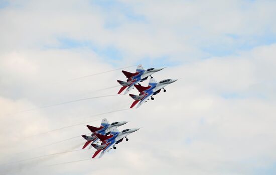 Vladimir Putin visits Severomorsk