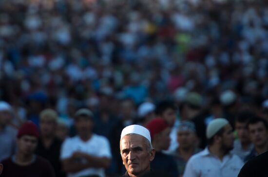 Moscow Muslims celebrate Uraza Bayram