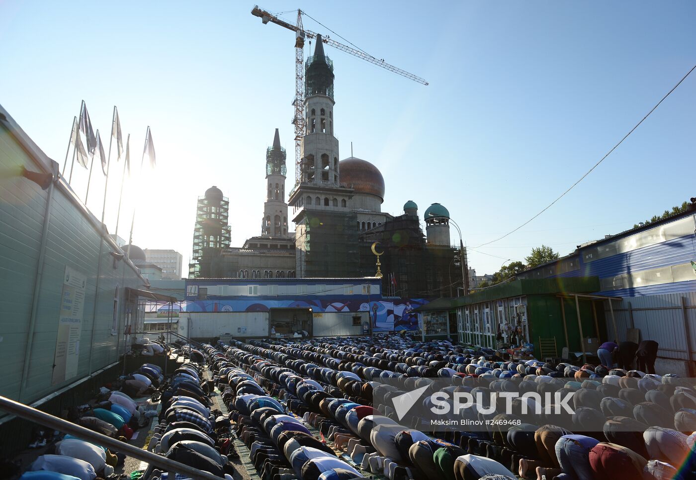 Moscow Muslims celebrate Uraza Bayram