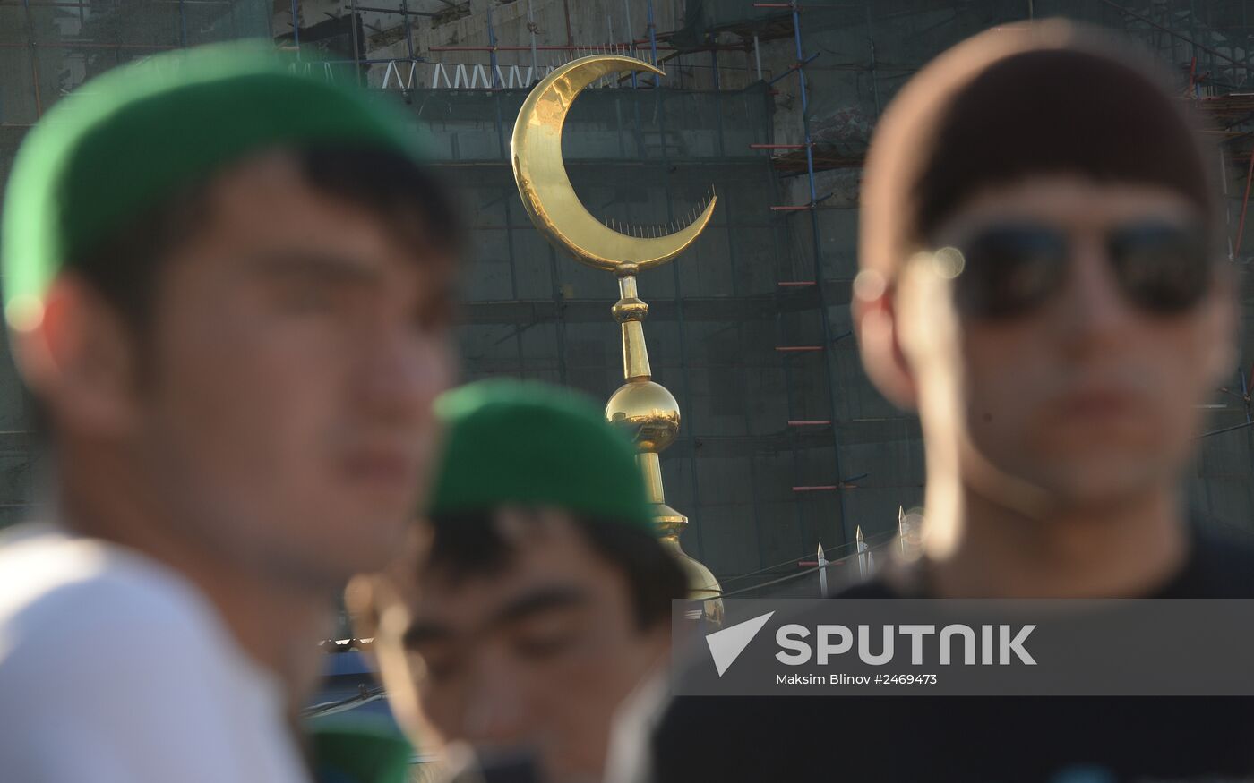 Moscow Muslims celebrate Uraza Bayram