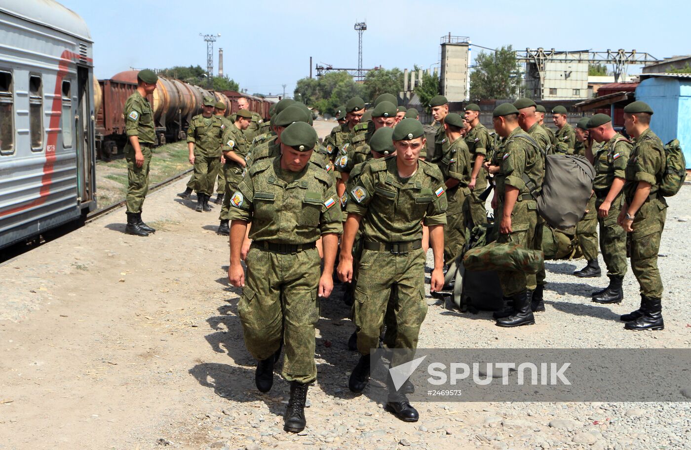 Russian servicemen arrive in Kyrgyzstan to participate in 2014 Unbreakable Brotherhood exercise