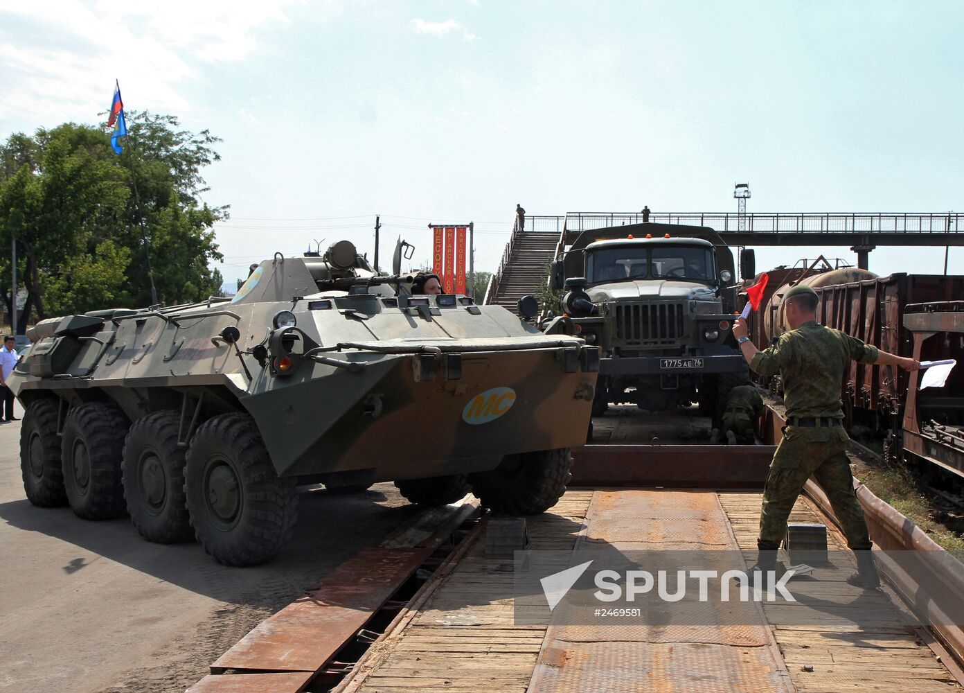 Russian servicemen arrive in Kyrgyzstan to participate in 2014 Unbreakable Brotherhood exercise