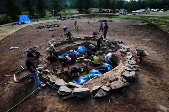 The Kyzyl-Kuragino international archeological-geographical expedition