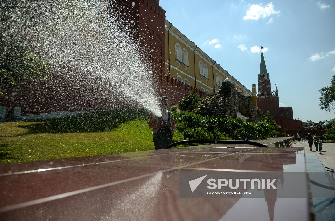 Hot weather in Moscow