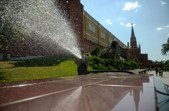 Hot weather in Moscow