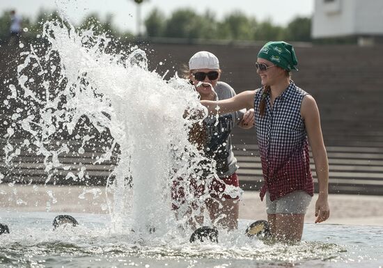 Hot weather in Moscow