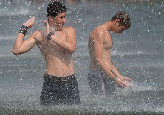 Hot weather in Moscow