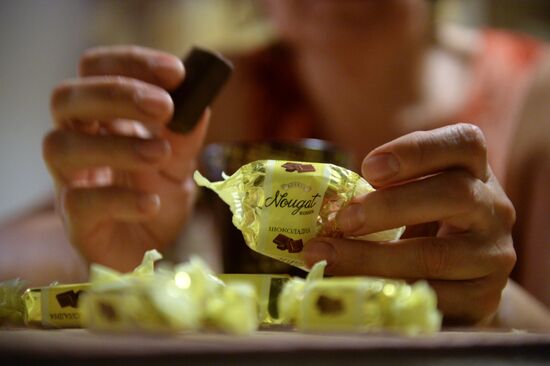 Russia bans Ukrainian food imports