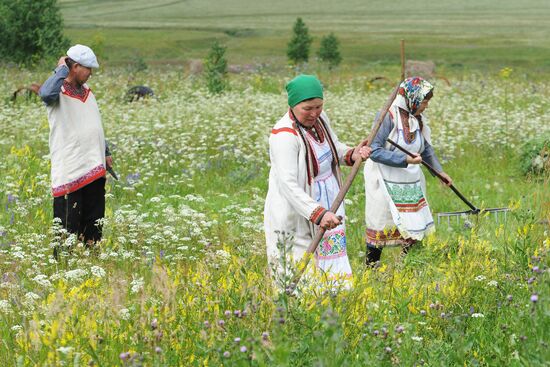 Life of Mari people in Malaya Tavra village