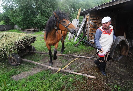 Life of Mari people in Malaya Tavra village