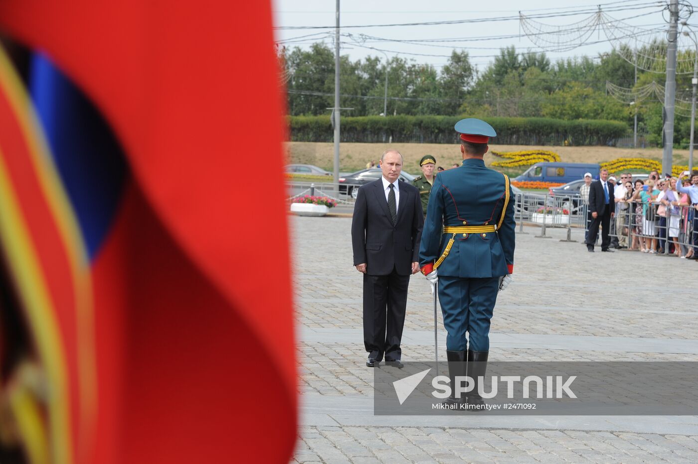 Vladimir Putin attends unveiling of monument to WWI heroes