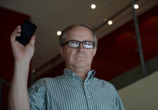 Actors of fairy tale movie "The Mystery of the Four Princesses" hold news conference