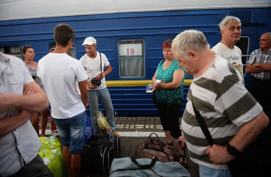 Direct railway service Moscow - Simferopol resumed