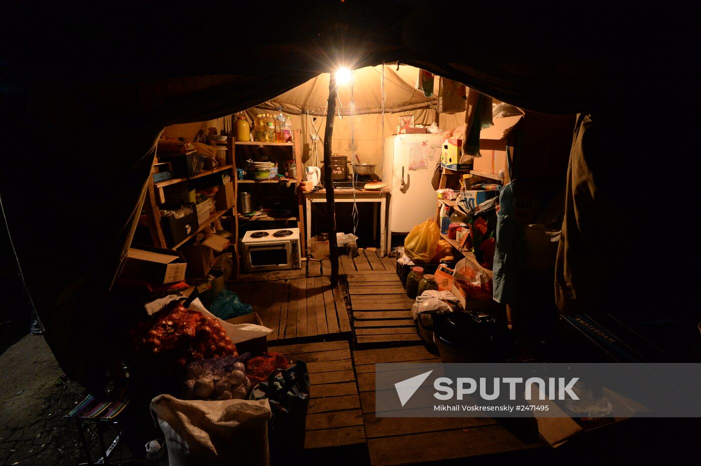 Tent camp of national militia soldiers in Gorlovka