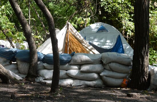 Tent camp of national militia soldiers in Gorlovka
