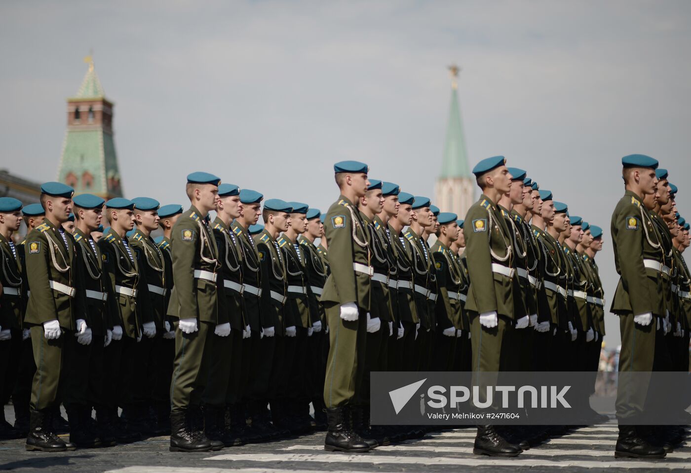 Russian Paratroopers (VDV) Day celebrated on Ilyinka Street
