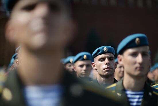Russian Paratroopers (VDV) Day celebrated on Ilyinka Street