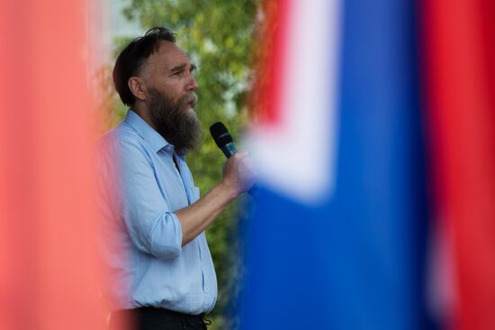 Za Donetskuyu Rus (For Donetsk Russia) rally