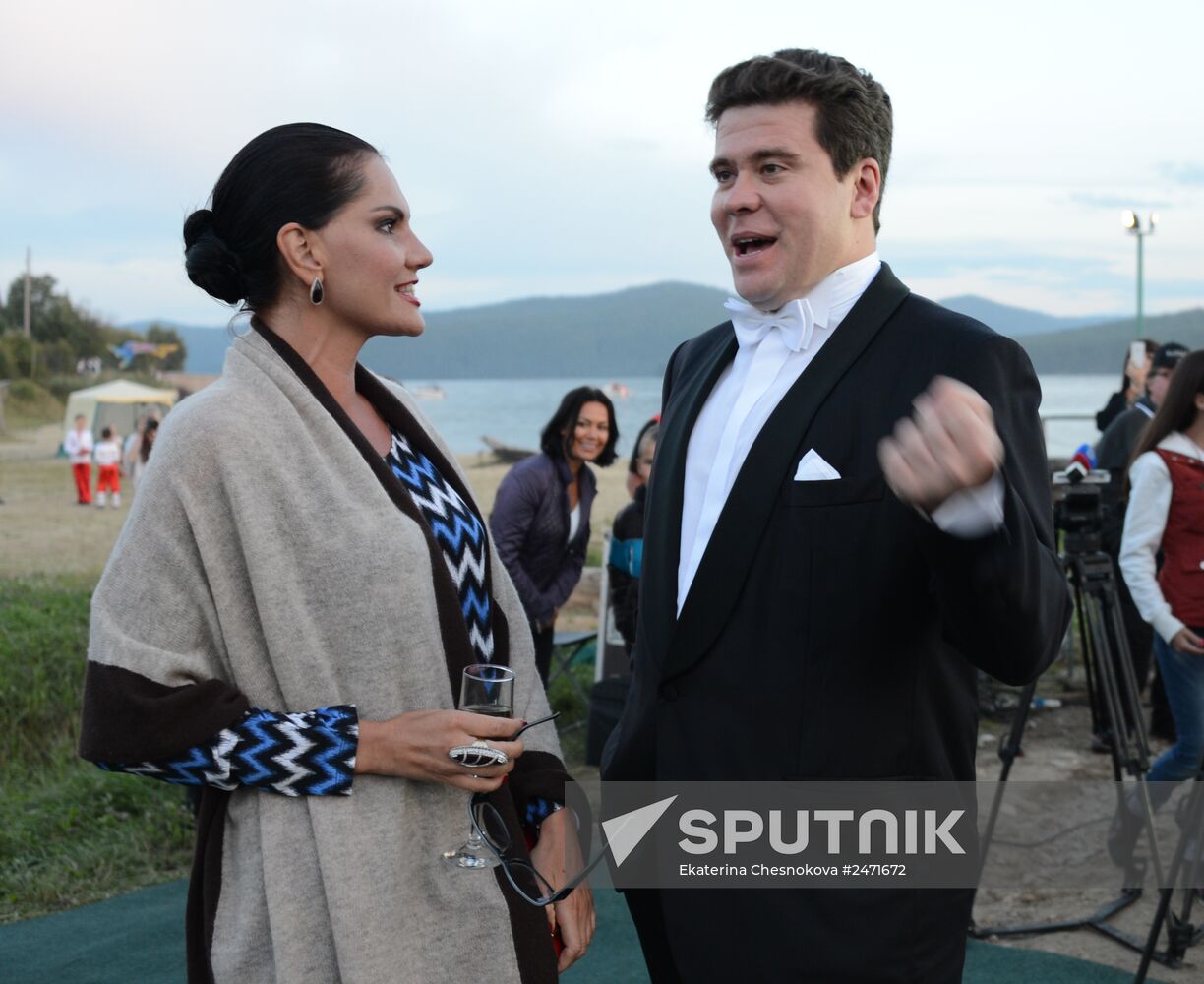 9th International Theater and Film Festival "All In the Family". Day One