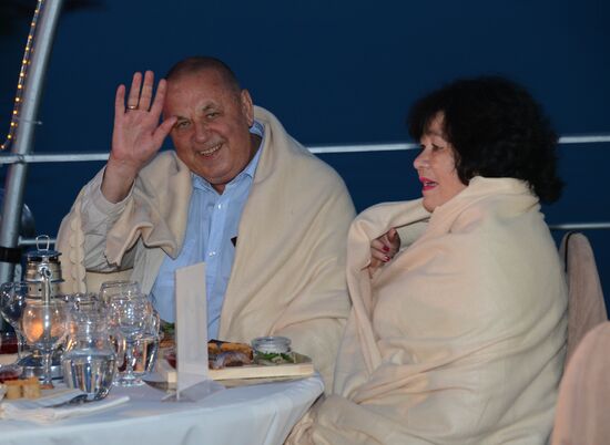 9th International Theater and Film Festival "All In the Family". Day One