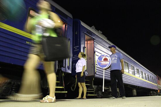 Simferopol-to-Moscow train at Kerch ferry crossing