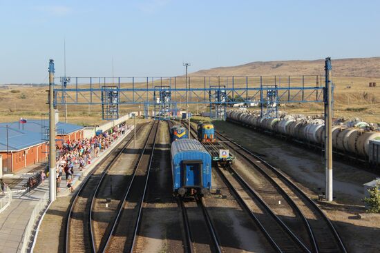 Simferopol-to-Moscow train at Kerch ferry crossing