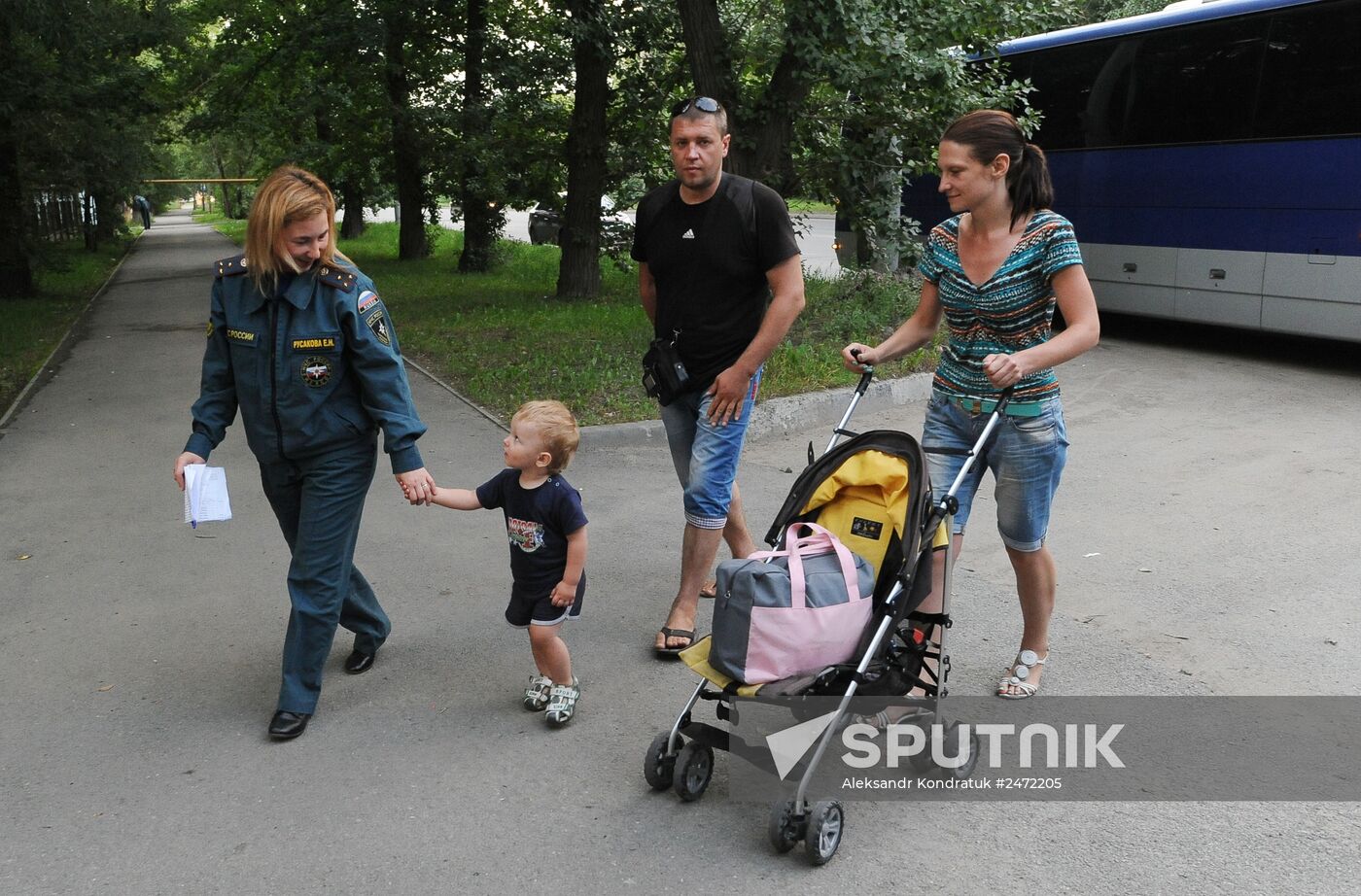 EMERCOM aircraft carrying Ukrainian refugees arrives in Chelyabinsk