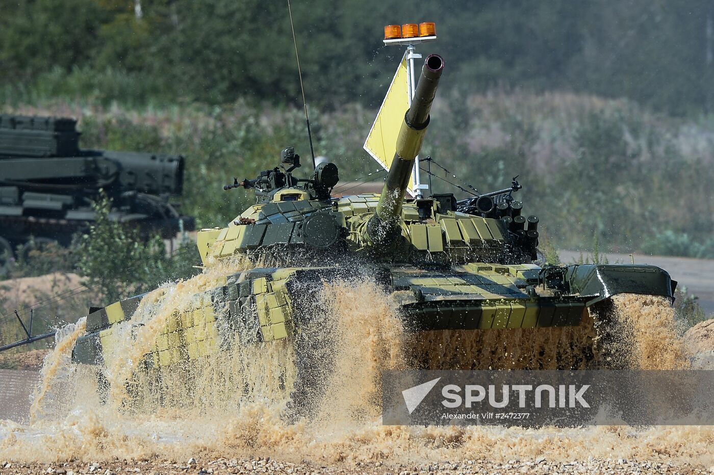 Tank Biathlon 2014 competition. Day One