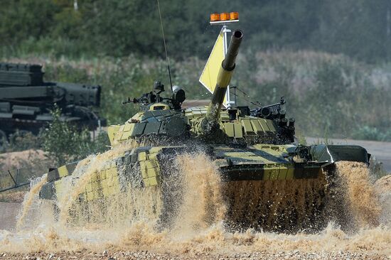 Tank Biathlon 2014 competition. Day One