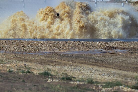 Tank Biathlon 2014 competition. Day One