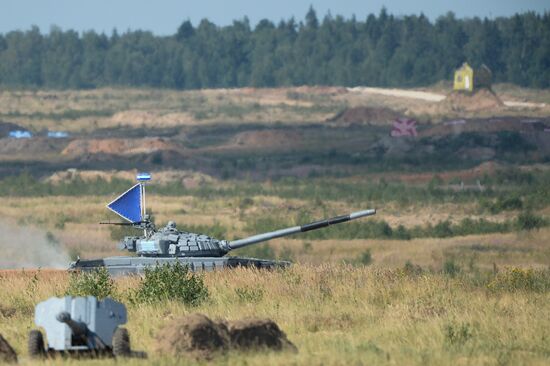 Tank Biathlon 2014 competition. Day One