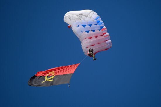 Tank Biathlon 2014 competition. Day One