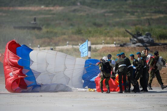 Tank Biathlon 2014 competition. Day One