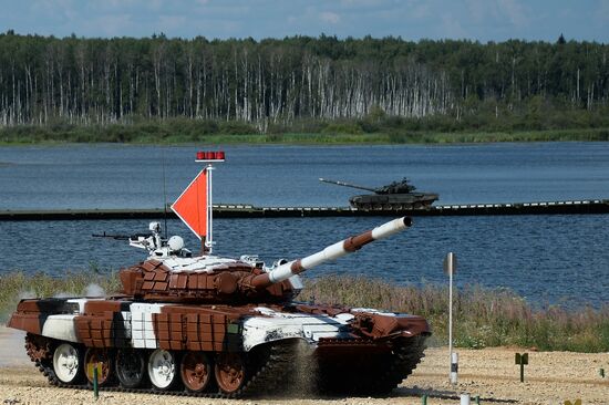 Tank Biathlon 2014 competition. Day One