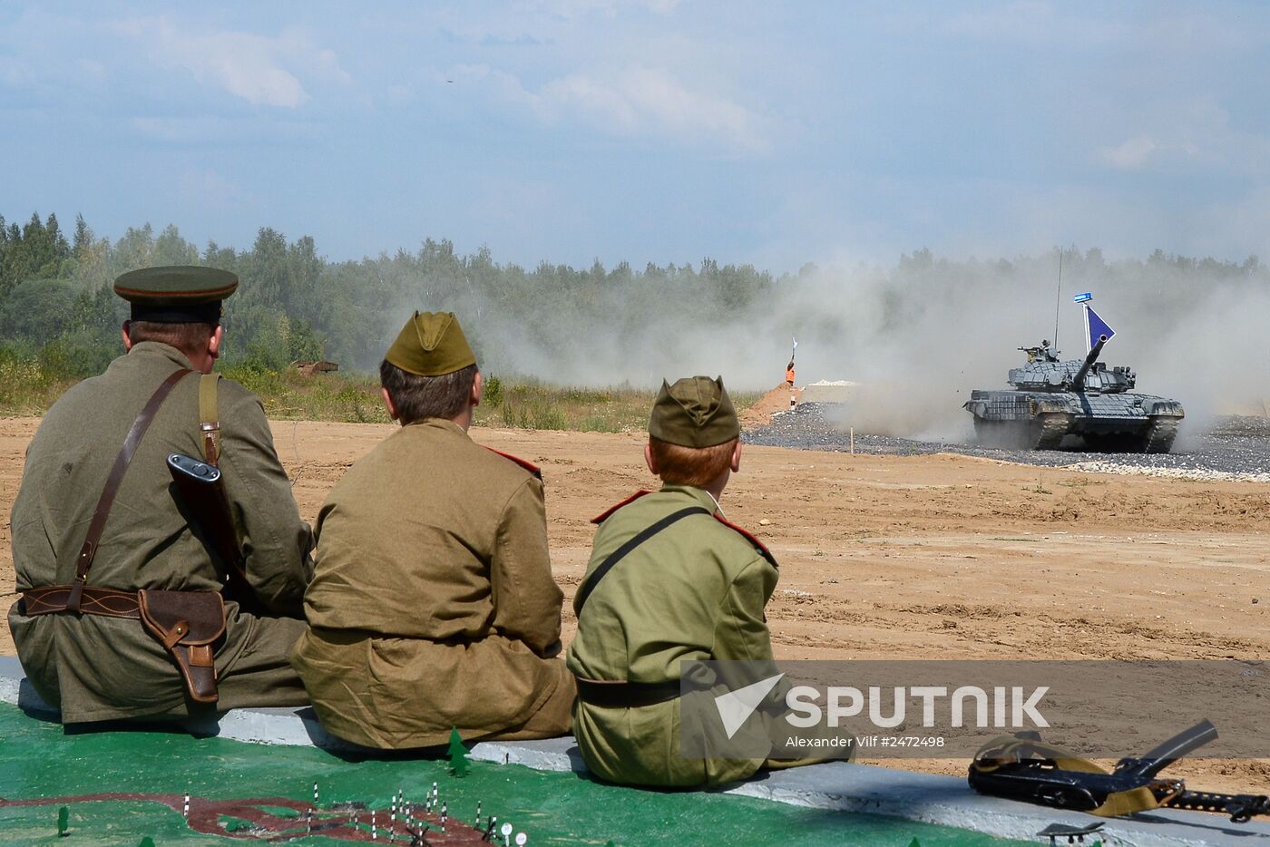 Tank Biathlon 2014 competition. Day One