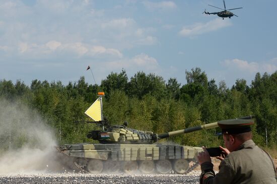 Tank Biathlon 2014 competition. Day One