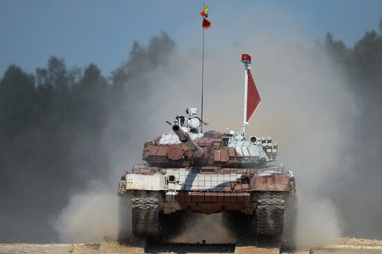 Tank Biathlon 2014 competition. Day One