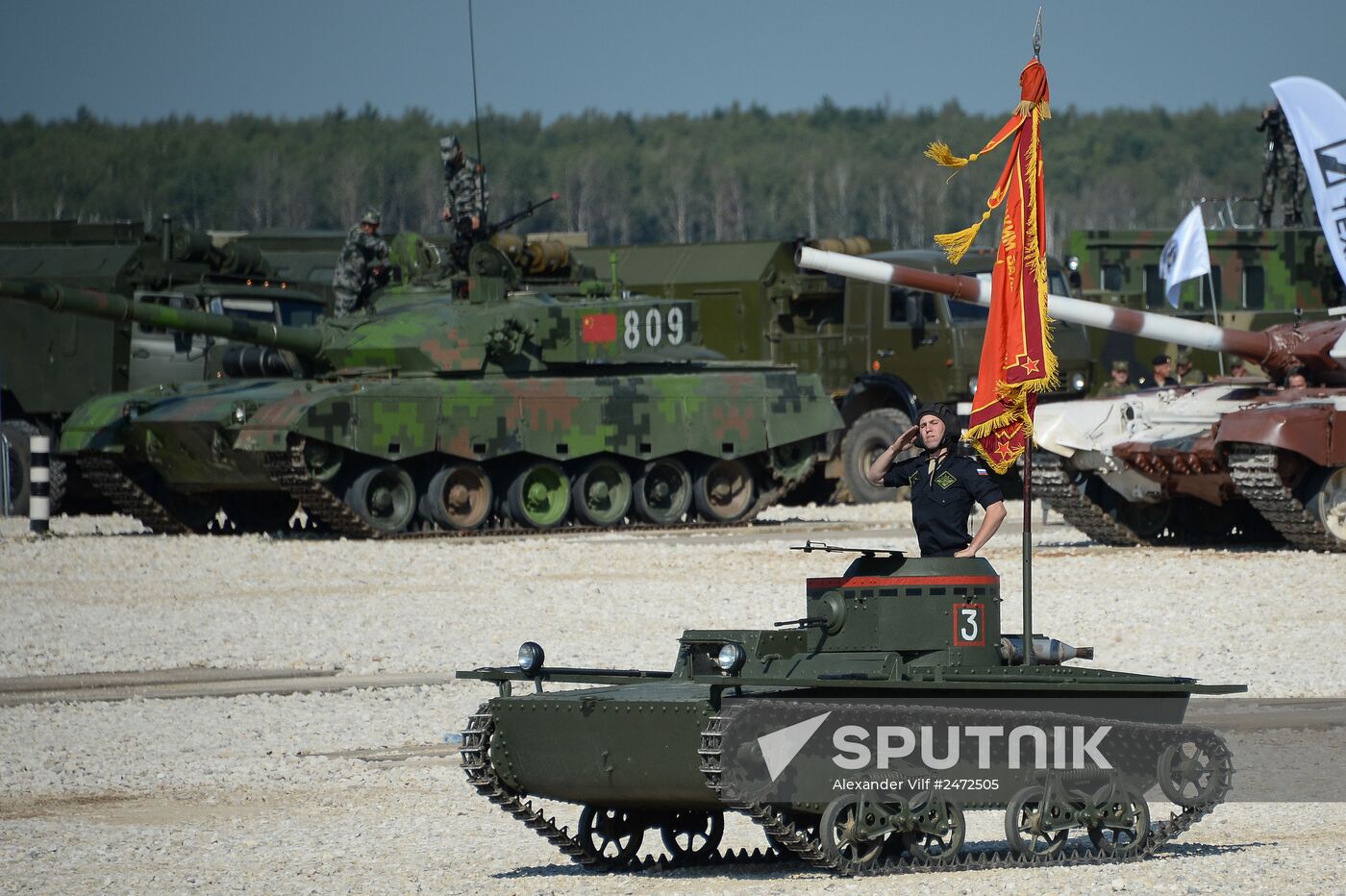 Tank Biathlon 2014 competition. Day One