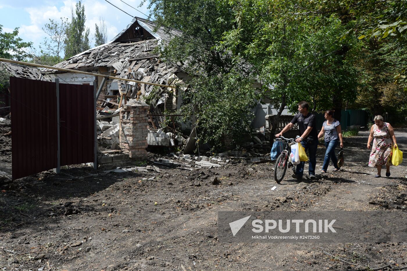 Life in Shakhtyorsk, Donetsk Region