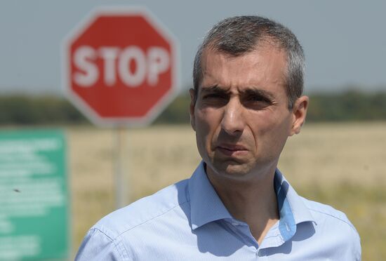 OSCE mission head Paul Picard gives press briefing at Gukovo border crossing point