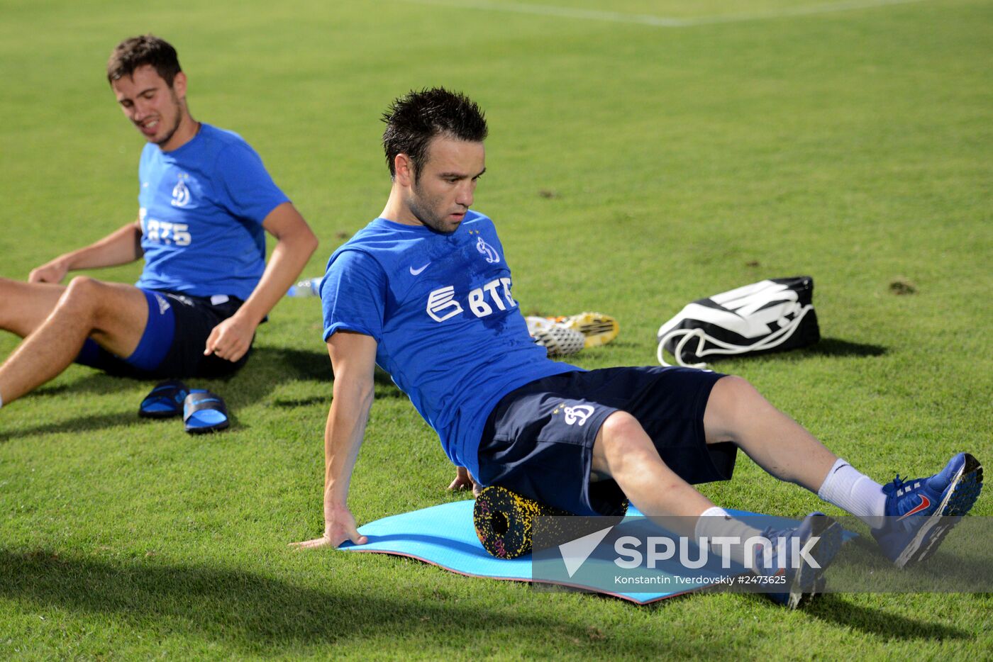 French footballer Mathieu Valbuena signs with Dynamo Moscow
