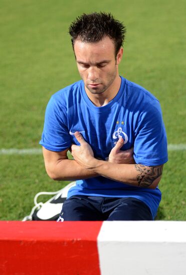 French footballer Mathieu Valbuena signs with Dynamo Moscow