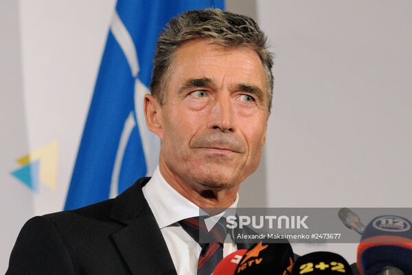 Press briefing by NATO Secretary General Anders Fogh Rasmussen in Kiev