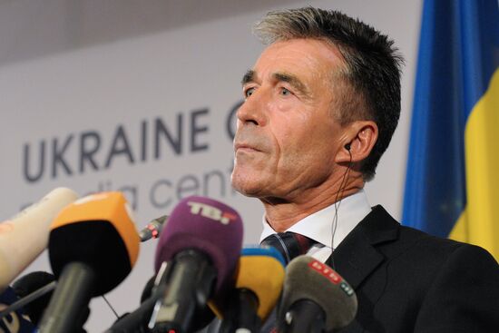 Press briefing by NATO Secretary General Anders Fogh Rasmussen in Kiev